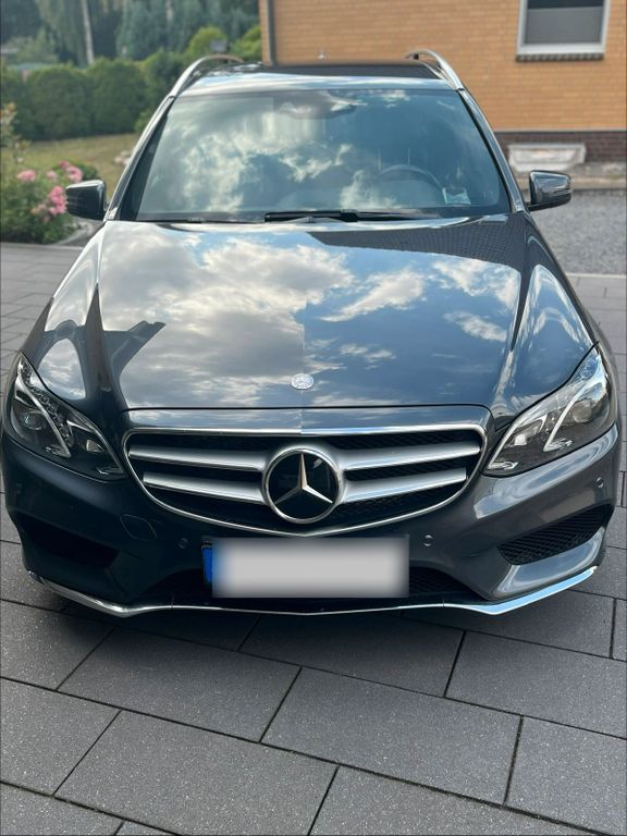 Image of Mercedes-Benz E 350