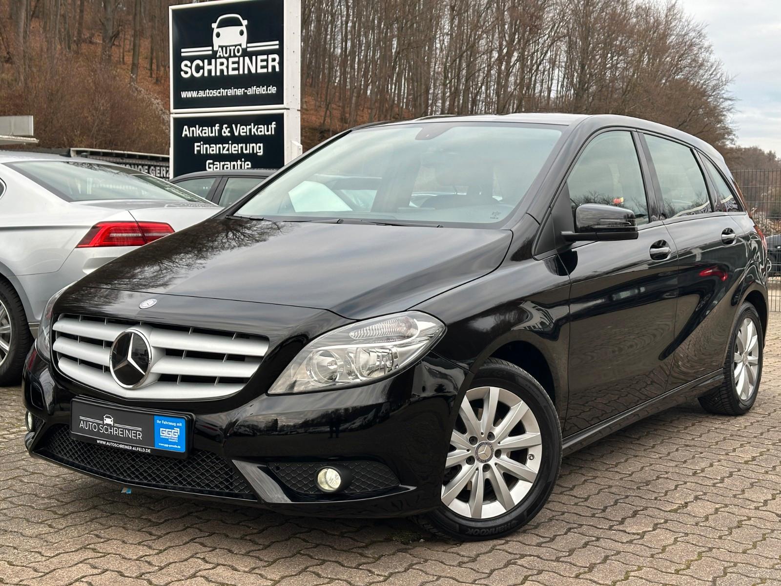 Mercedes-Benz B 180 AUTOMATIK TEMPOMAT NAVI SHZ