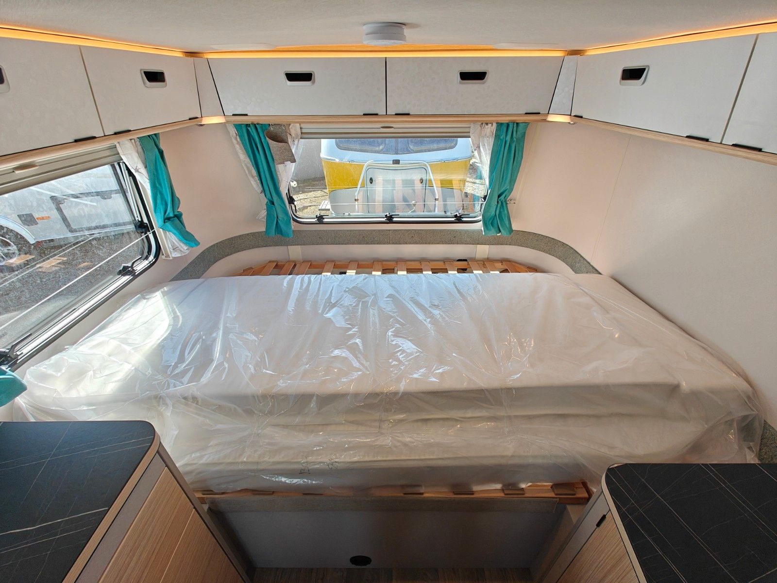 Fahrzeugabbildung HYMER / ERIBA / HYMERCAR Touring 630 Harbour Blue - JETZT 6.719€ SPAREN !