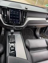 Volvo XC60 D4 R Design AWD*Kamera*LED*AHK*CARPLAY*LUFT - Volvo Gebrauchtwagen in Detmold