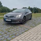 Toyota Avensis Combi 1,6-l-Valvematic - - gebrauchte Toyota Avensis aus dem Jahr 2012