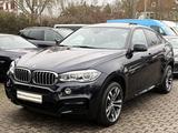 BMW X6 50d M Paket*B&O*Glasdach*HEAD - BMW: M Paket