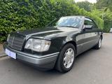 Mercedes-Benz E 220 E 220 - Mercedes-Benz aus 1996