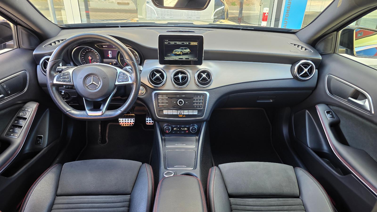 Mercedes-Benz GLA 200 CDI / d AMG Line