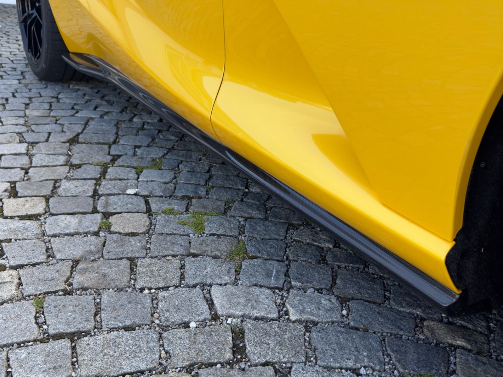 Fahrzeugabbildung Ferrari 812 GTS*Atelier*all Carbon*painted*ADAS
