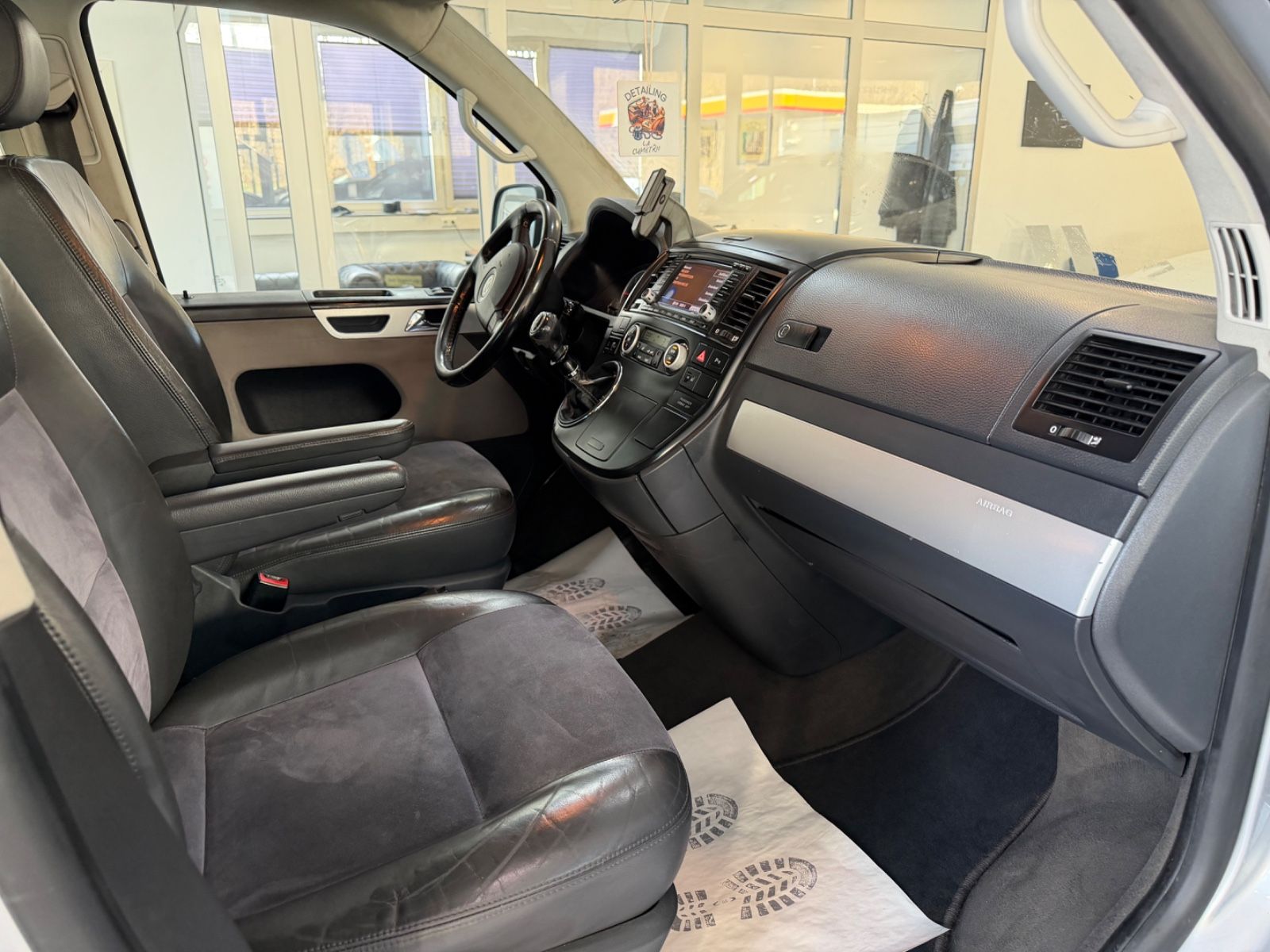 Fahrzeugabbildung Volkswagen T5 Multivan United