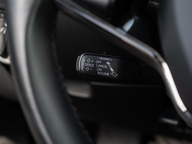 Superb Combi 2.0 TDI Style AHK+360°+MATRIX+NAVI