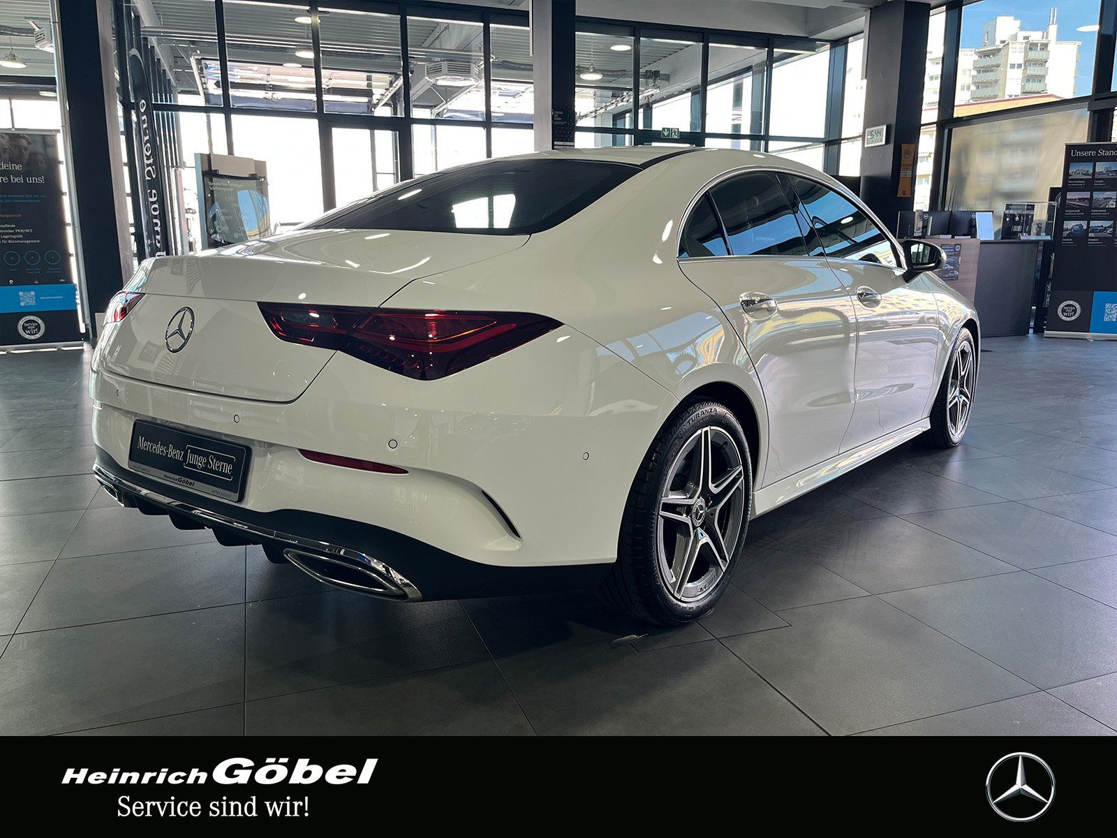 Fahrzeugabbildung Mercedes-Benz CLA 200 AMG+LED+AMBIENTE+KAMERA+TOTWINKEL+WINTER