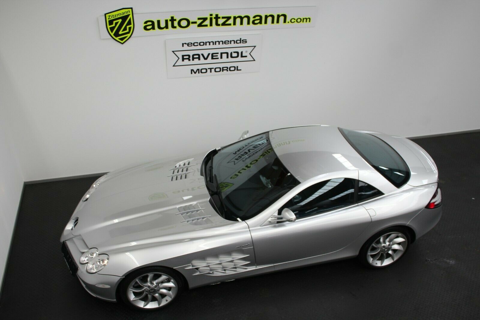 Fahrzeugabbildung Mercedes-Benz SLR McLaren Coupé/DT.AUSLIEF/WENIG KM/KERAMIK