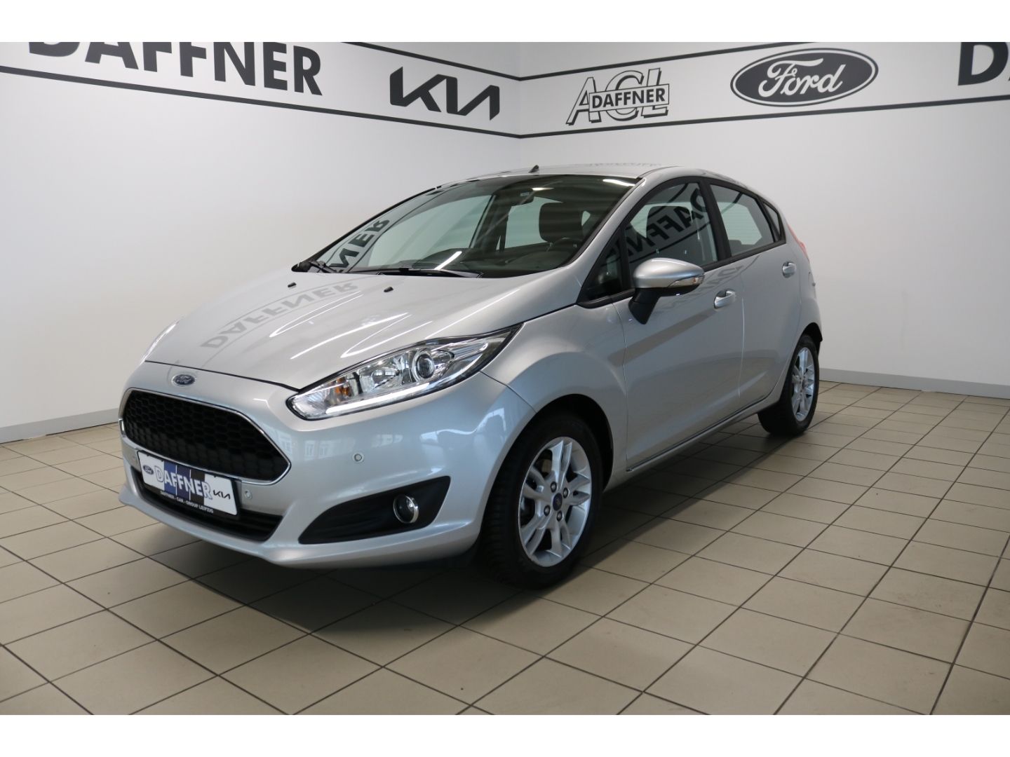 Fahrzeugabbildung Ford Fiesta Celebration 1.0 EcoBoost AUTOMATIK