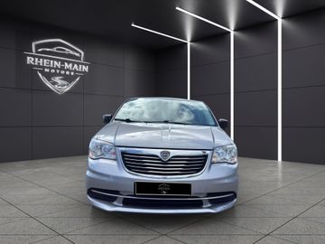 Lancia Voyager - 2