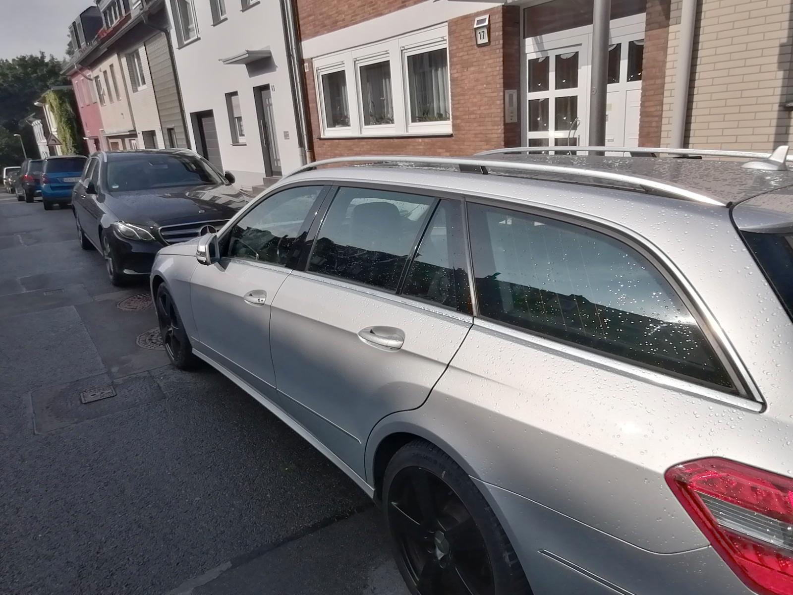 Mercedes-Benz E 220 CDI T BlueEFFICIENCY ELEGANCE ELEGANCE