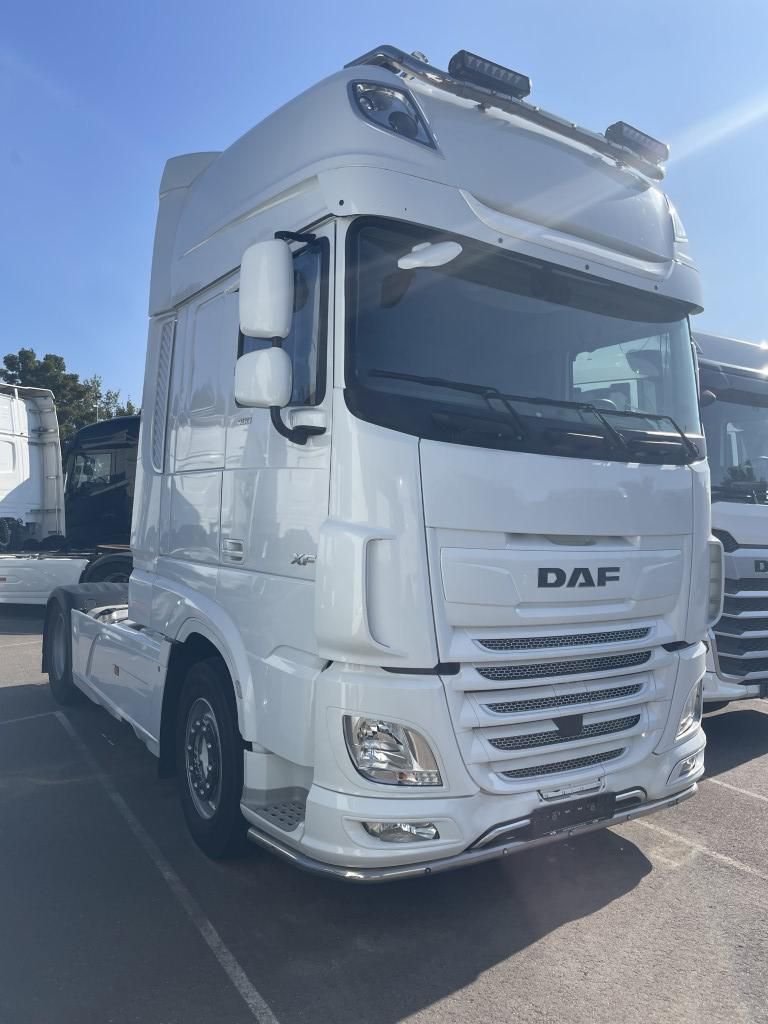 Fahrzeugabbildung DAF FT XF480 SSC, 2x Tank, Standklima, Lampenbügel