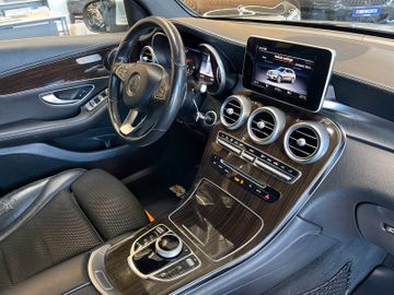 Mercedes-Benz GLC 250 4Matic *LED*AHK*KAMERA*NAVI*SHZ*TEMPOMAT
