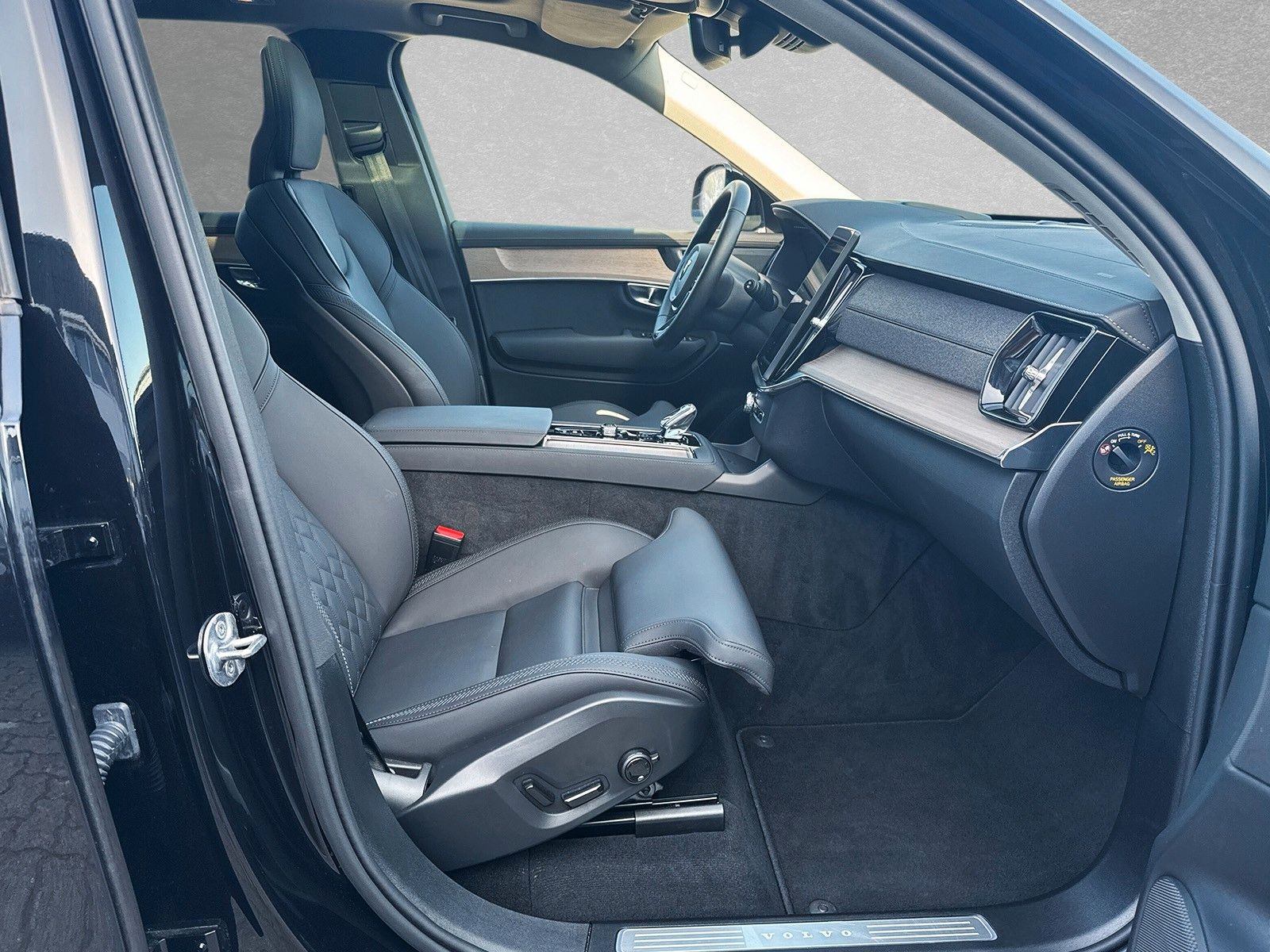 Volvo XC90 T8 AWD Plus Bright 7-Sitzer AHK ACC BLIS SD foto 4