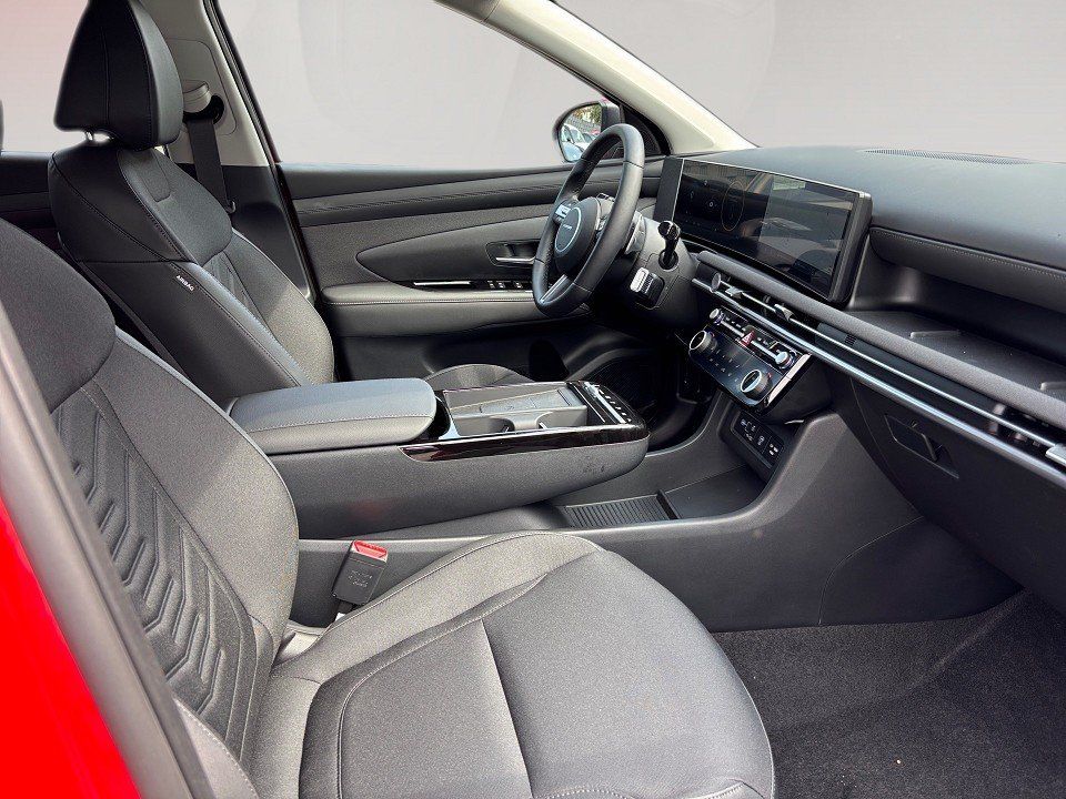 Fahrzeugabbildung Hyundai TUCSON 1.6T 160PS 48V DCT AWD TREND Krell LED