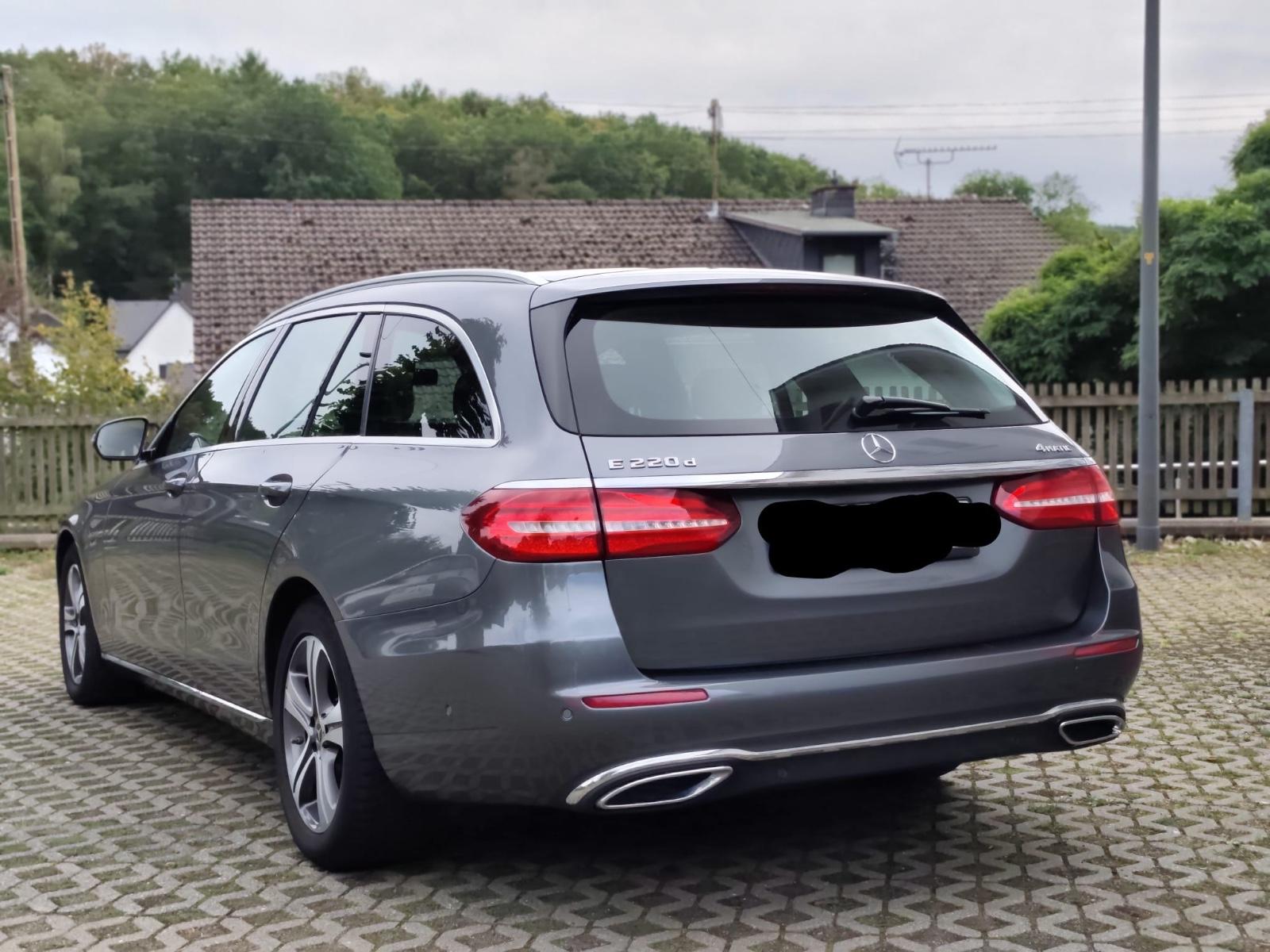 Mercedes-Benz E 220 d 4MATIC Allrad