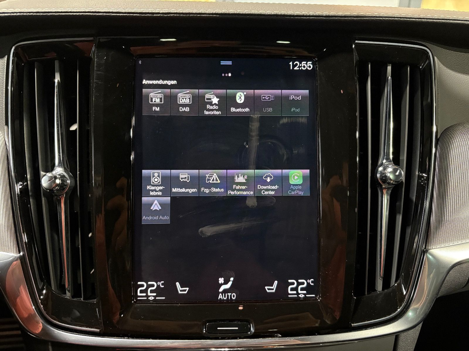 Fahrzeugabbildung Volvo V90 Kombi R Design Recharge Plug-In Hybrid AWD/