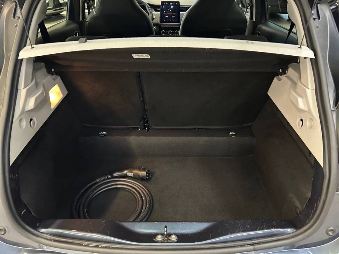 Fahrzeugabbildung Renault ZOE INTENS Batteriemiete R135 Z.E. 50