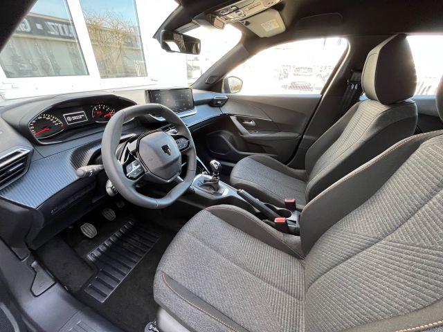 Peugeot 2008 Benzin 100 Style (U)