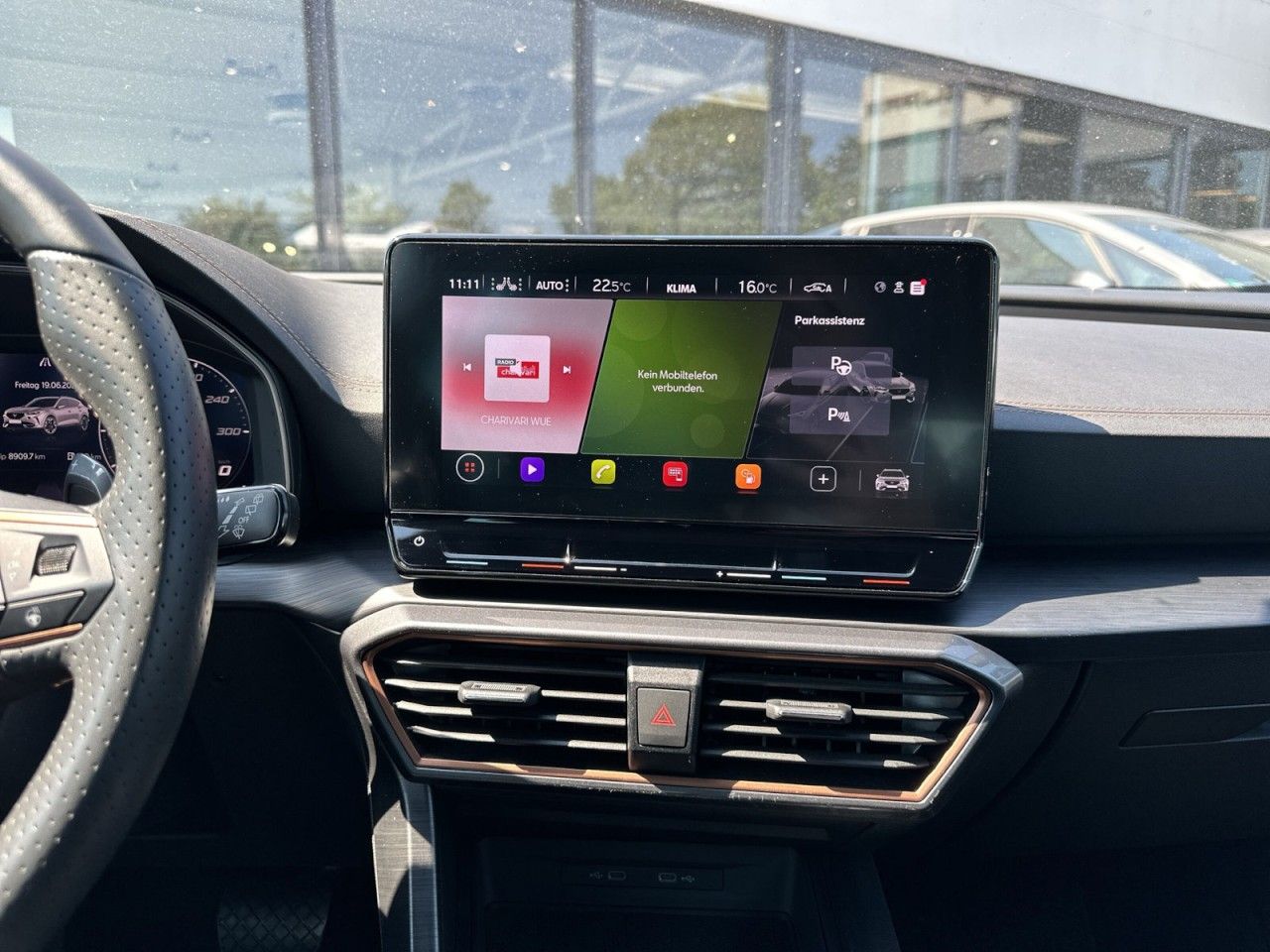 Fahrzeugabbildung CUPRA Formentor 1.5TSI 150 PS DSG*LED*19Zoll* - mit KI generiert/bearbeitet