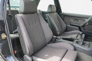 صورة مصغرة 30 لـ 1986 BMW M3