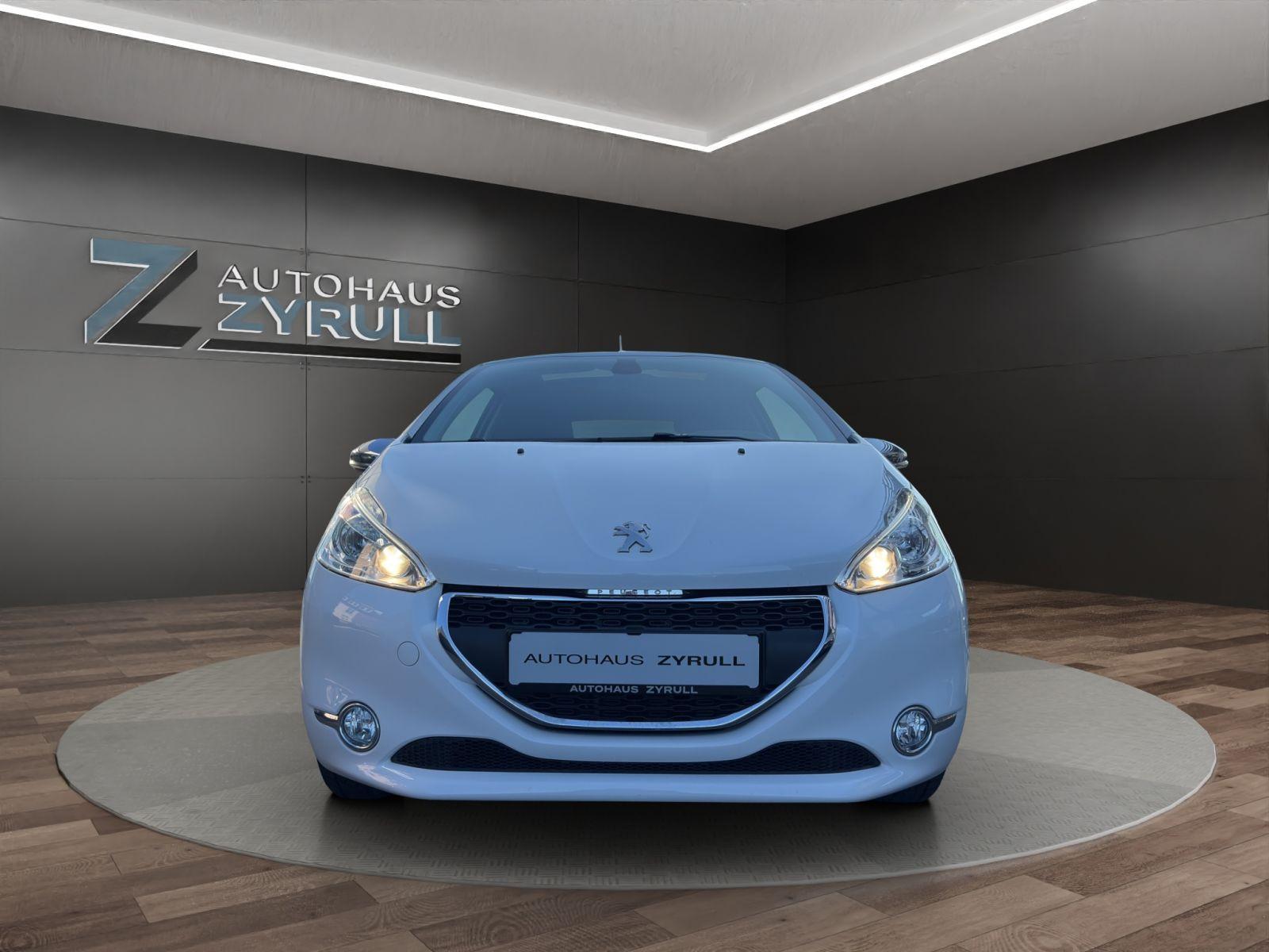 Peugeot 208 1.2 VTi 82 Style 82PS SHZ/LED/NUR EXPORT