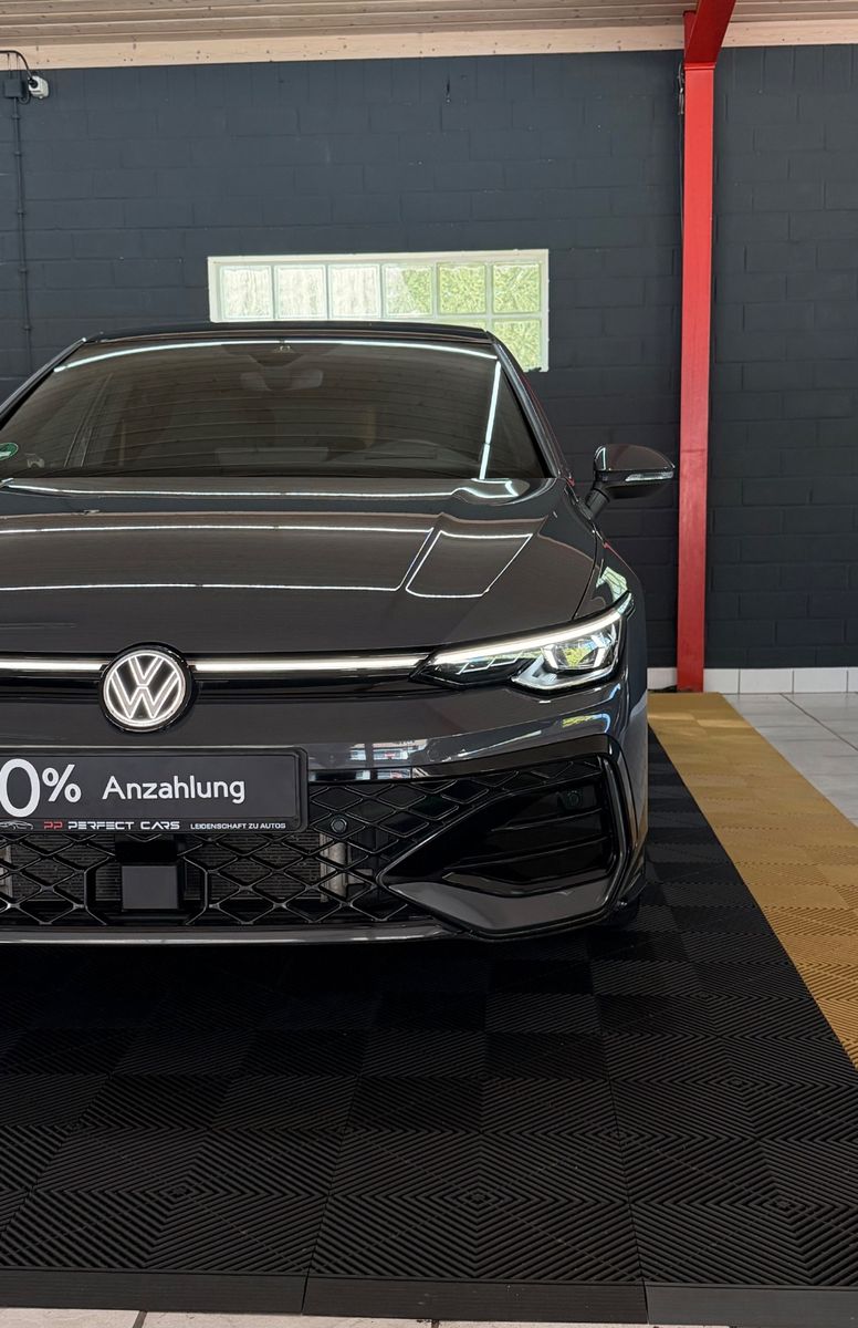 VW Golf Golf VIII 2.0 TSI 4Motion R-Line|PANO|HUD|AHK|19 Vorschau 8