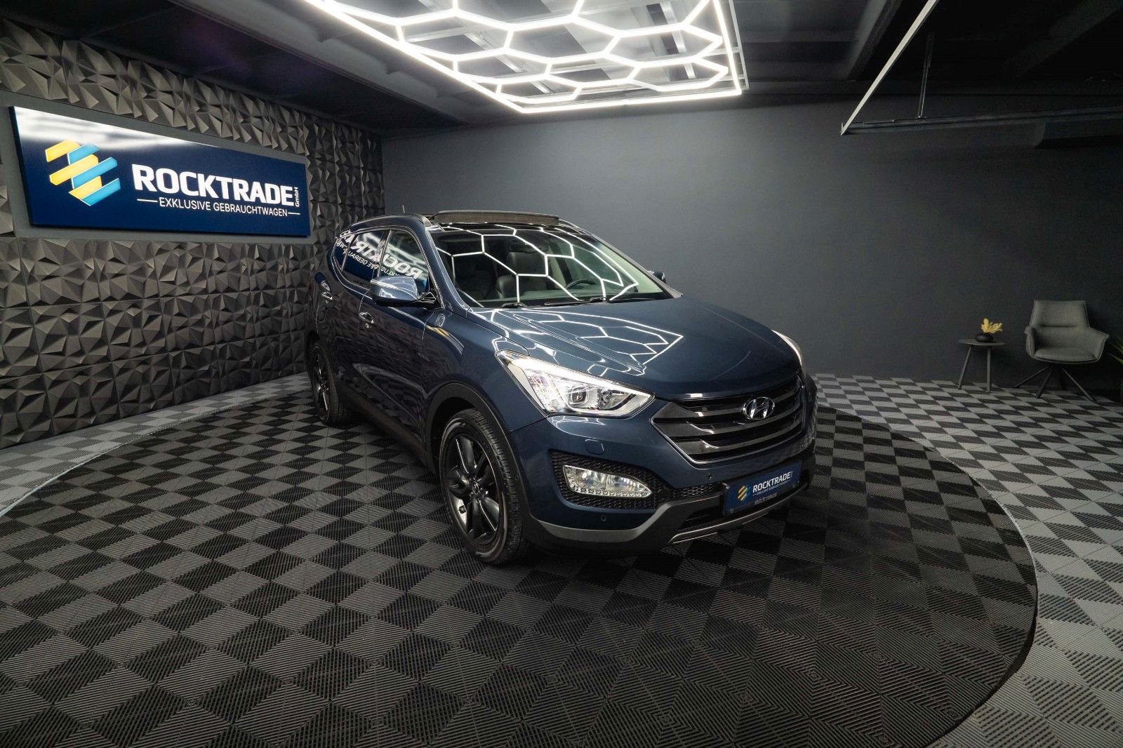 Fahrzeugabbildung Hyundai Santa Fe Premium 4WD *Panorama*Bi-Xenon*TÜV NEU*
