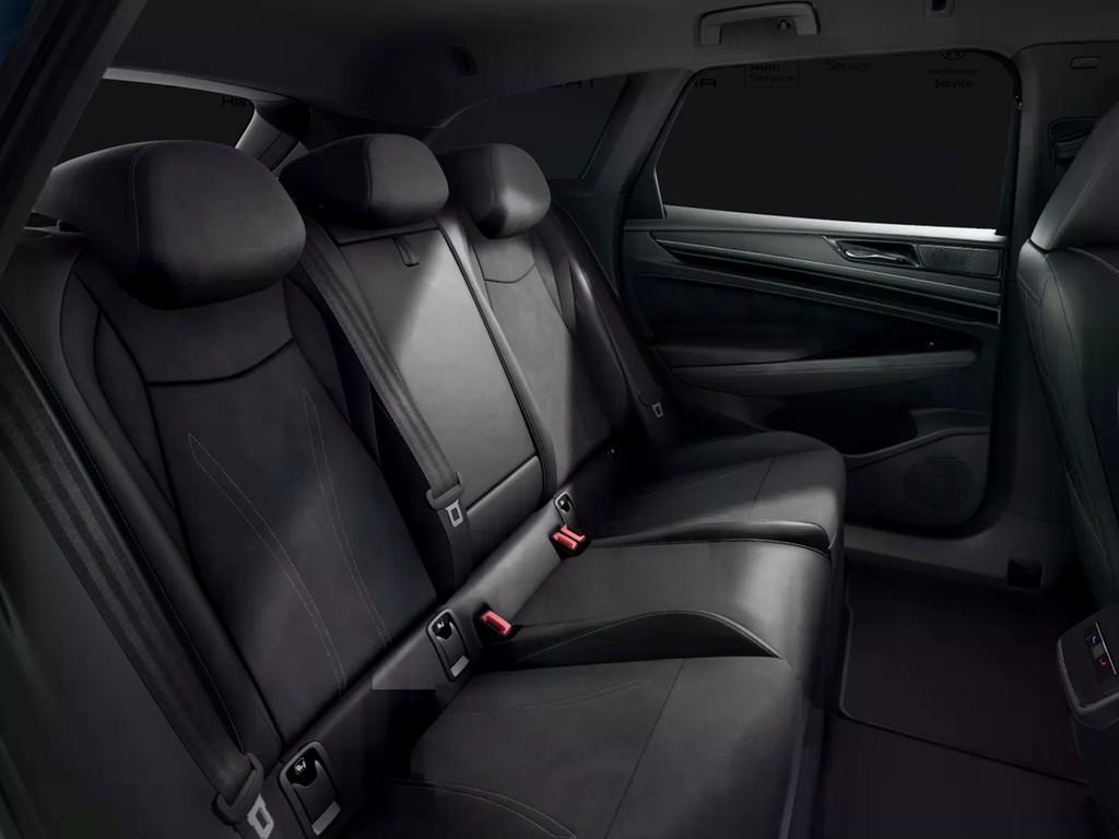 Volkswagen ID.7 Tourer Pro S 210 kW 1-Gang-Automatik AHK