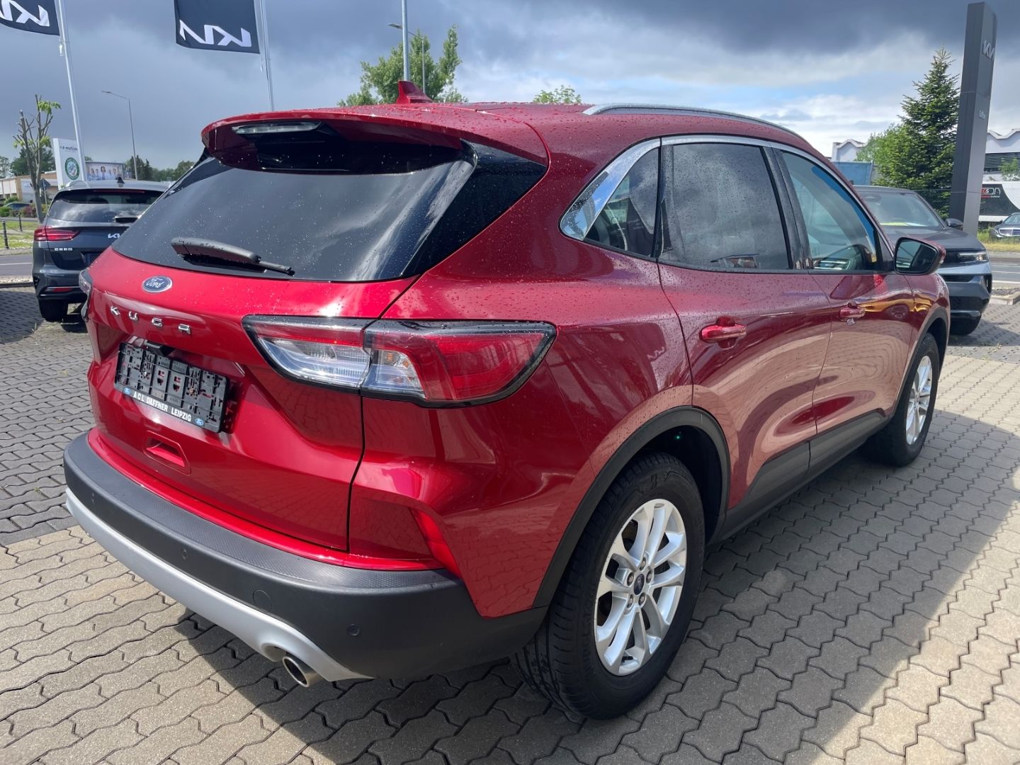Fahrzeugabbildung Ford Kuga Titanium Spurhalteass Winterpaket Kamera