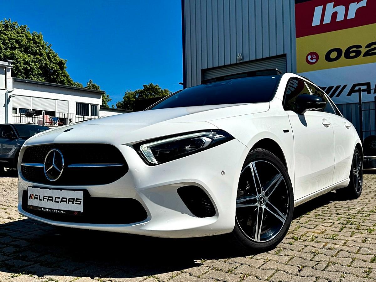 Mercedes-Benz A 250 e DCT/PANO/VOLL SHEFT/STHZ/360CAM