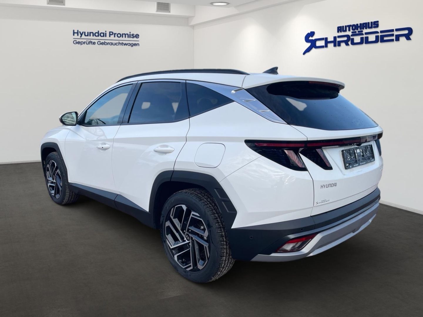 Fahrzeugabbildung Hyundai Tucson Prime Plug-In Hybrid1.6 T-GDI 4WD ASSISTE