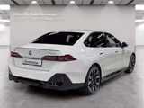 BMW 550e xDrive Limousine M Sport Driv.Assist.Prof - weiße BMW 550