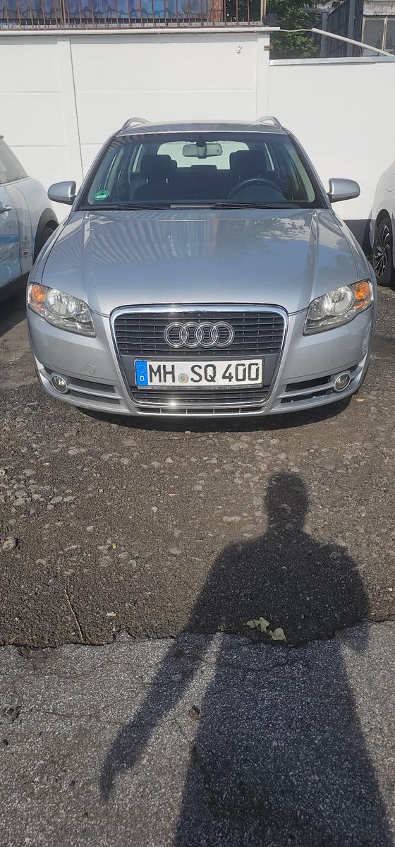 Audi A4 2006 — rear view