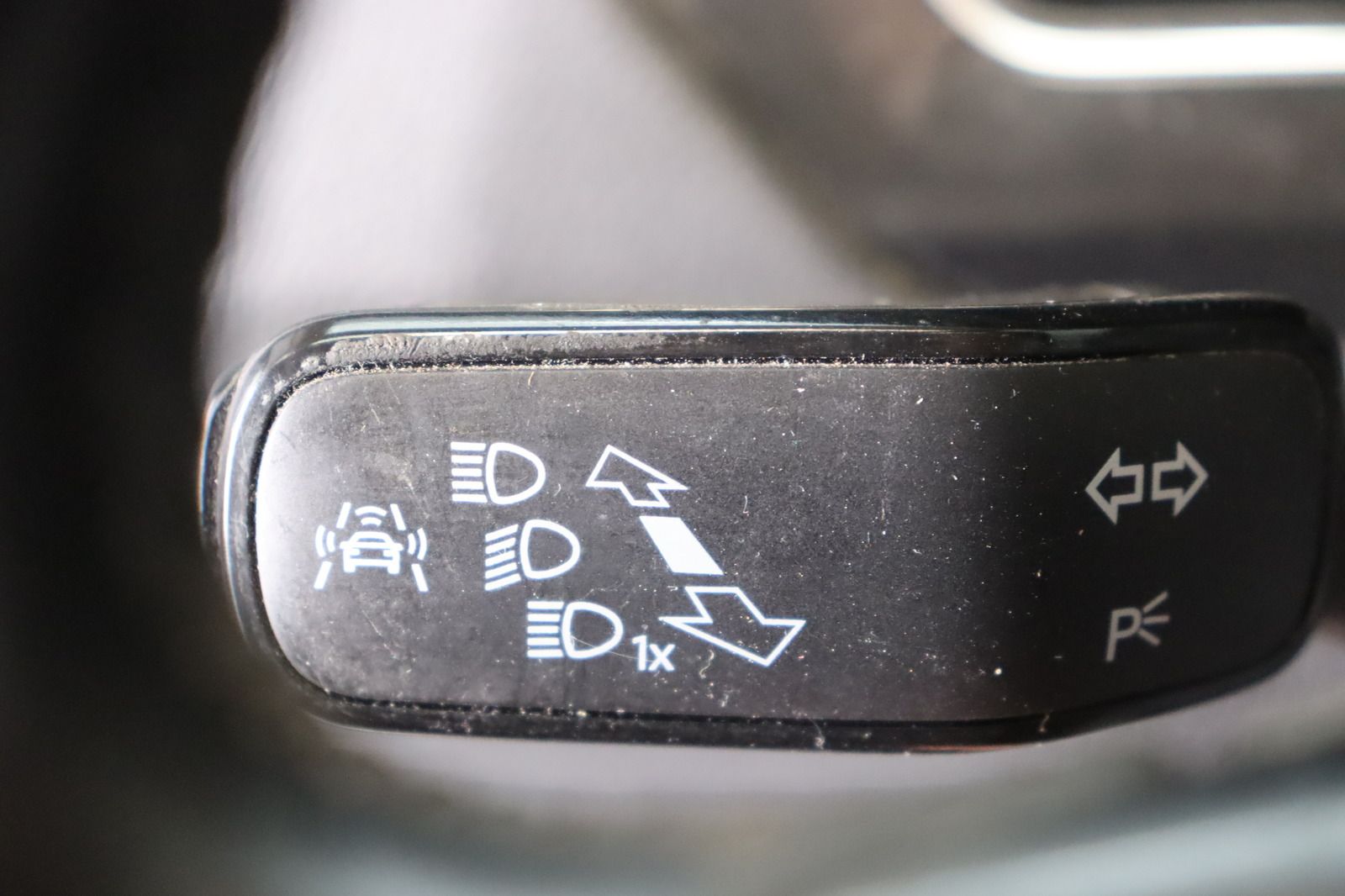 Fahrzeugabbildung Volkswagen Tiguan 4Motion 1. Hand  *Sitzhzg. * LED