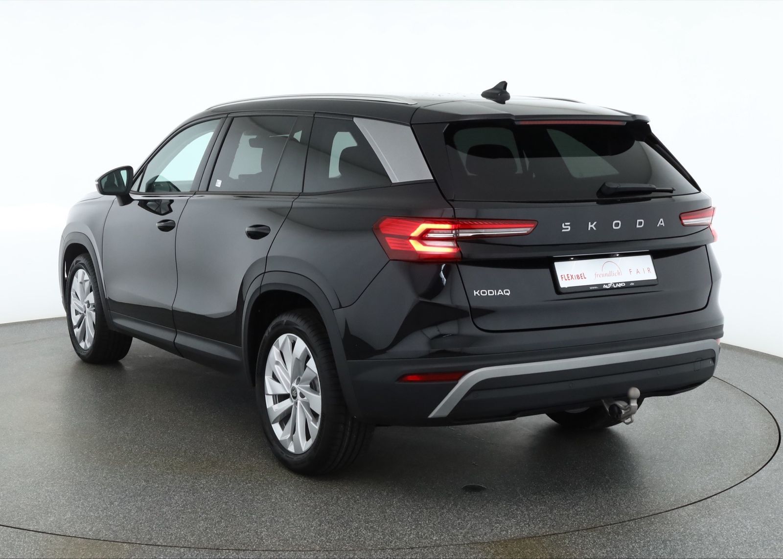 Skoda Kodiaq Selection 1.5 eTSI DSG LED ACC 7-Sitzer imagem 3
