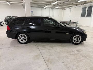 BMW 320 - 2