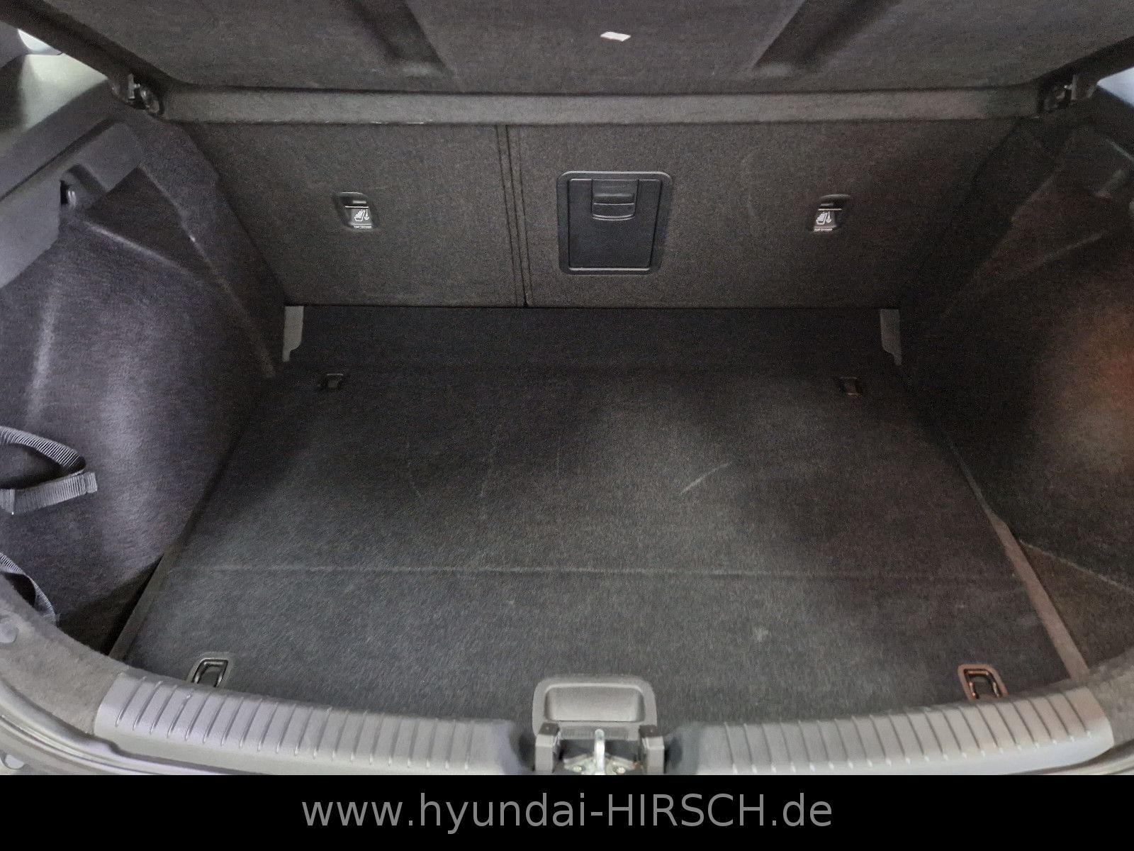 Fahrzeugabbildung Hyundai i30 1.0 T-GDI 48V TREND KAMERA PDC SHZ LHZ