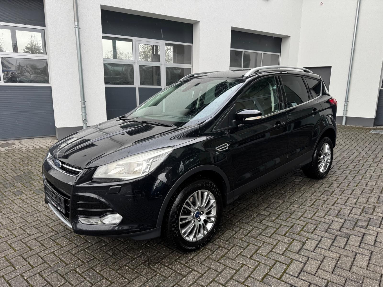 Ford Kuga Titanium Automatik Allrad 4X4 Sitzhz Temp