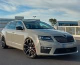 Skoda Octavia RS 4x4 DSG| Motor NEU | 20"+18" Alu - Skoda Octavia mit Diesel-Antrieb: Allradantrieb