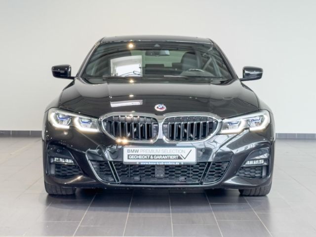 BMW 330 i M Sport+StandHZG+Laserlicht+Schiebedach foto 4