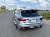 Audi S4 3.0 TFSI tiptronic quattro Avant - - silberne Audi S4