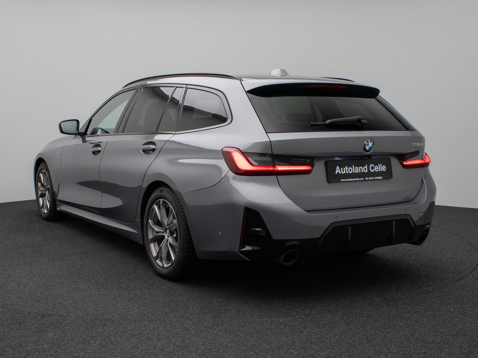 Fahrzeugabbildung BMW 330d M Sport Pro Panorama Kamera DAB H/K HUD