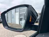 SKODA Karoq 2.0 TSI DSG 4x4 Sportline PANO AHK 5J  GAR bei Autohaus Landmann & Maier OHG