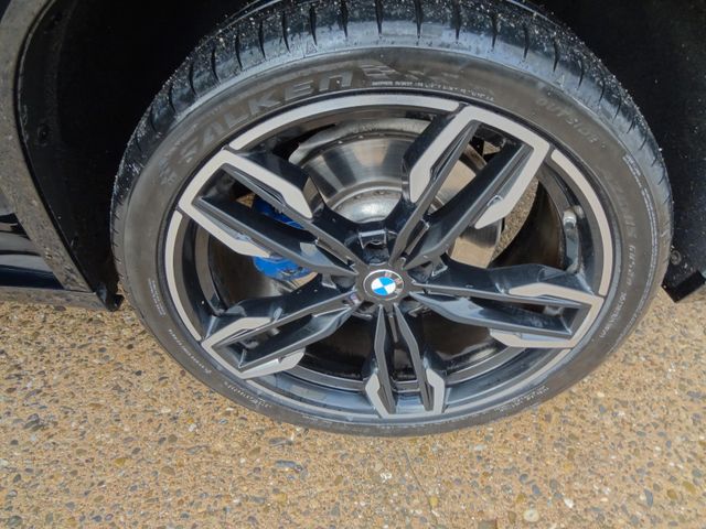 Fahrzeugabbildung BMW X4 M40/M-Paket/HUD/M-Sitze/1.Hd/Kam/Navi/Leder/