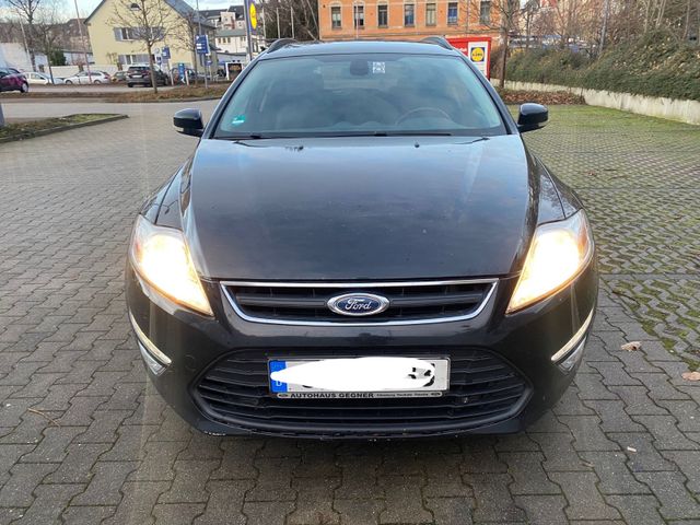 Ford Mondeo Turnier Champions Edition 1,6 Benzin