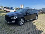 Volvo V60 Cross Country - gebrauchte Volvo V60 Cross Country aus dem Jahr 2016