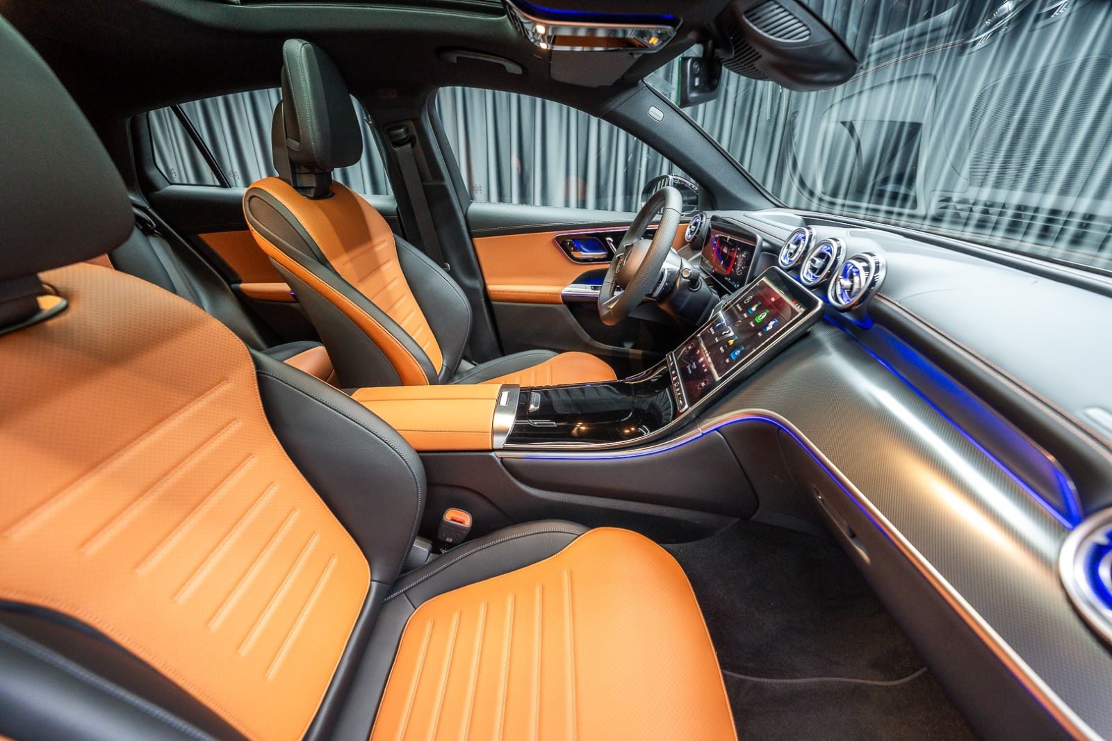 Fahrzeugabbildung Mercedes-Benz GLC 300 4M Coupé AMG Premium Plus*20"*NP*MY26