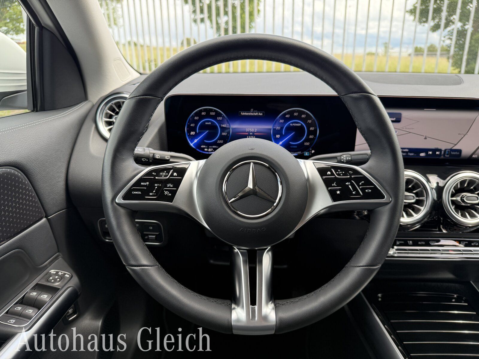Fahrzeugabbildung Mercedes-Benz EQA 250 + Progressive Navi/Distronic/Klima/LED/B